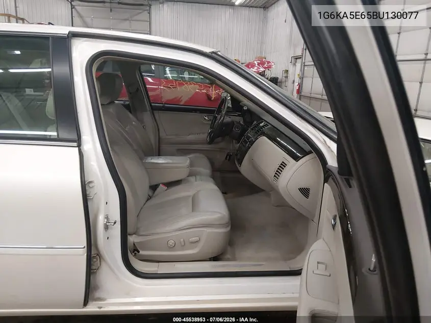 2011 Cadillac Dts Standard VIN: 1G6KA5E65BU130077 Lot: 45538953