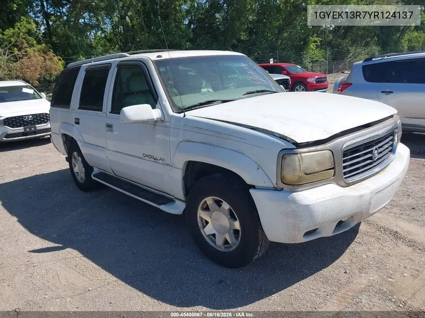 2000 Cadillac Escalade Standard VIN: 1GYEK13R7YR124137 Lot: 45400067