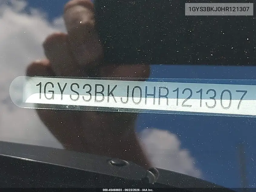 1GYS3BKJ0HR121307 2017 Cadillac Escalade Luxury