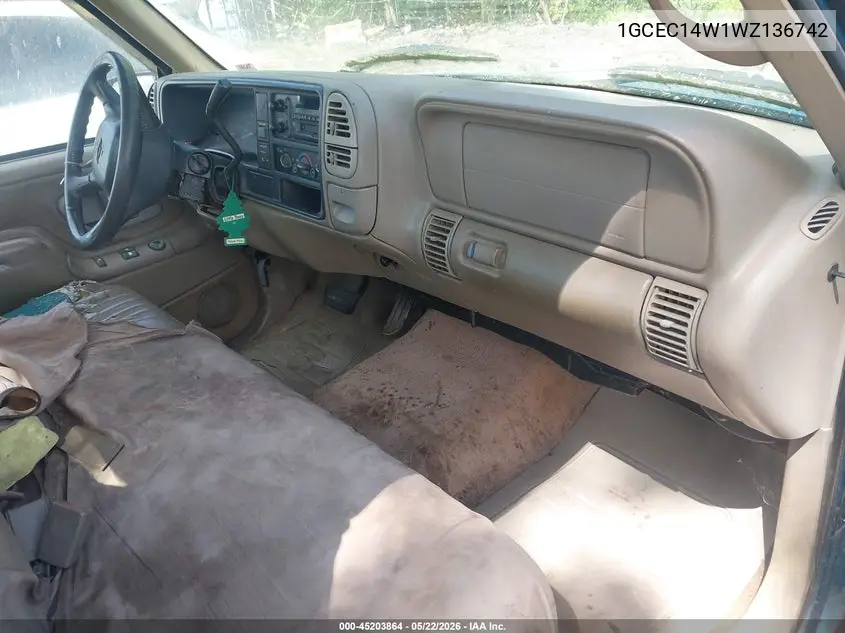 1998 Chevrolet C1500 Fleetside VIN: 1GCEC14W1WZ136742 Lot: 45203864