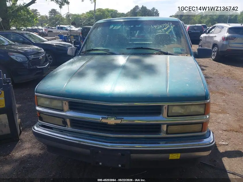 1998 Chevrolet C1500 Fleetside VIN: 1GCEC14W1WZ136742 Lot: 45203864