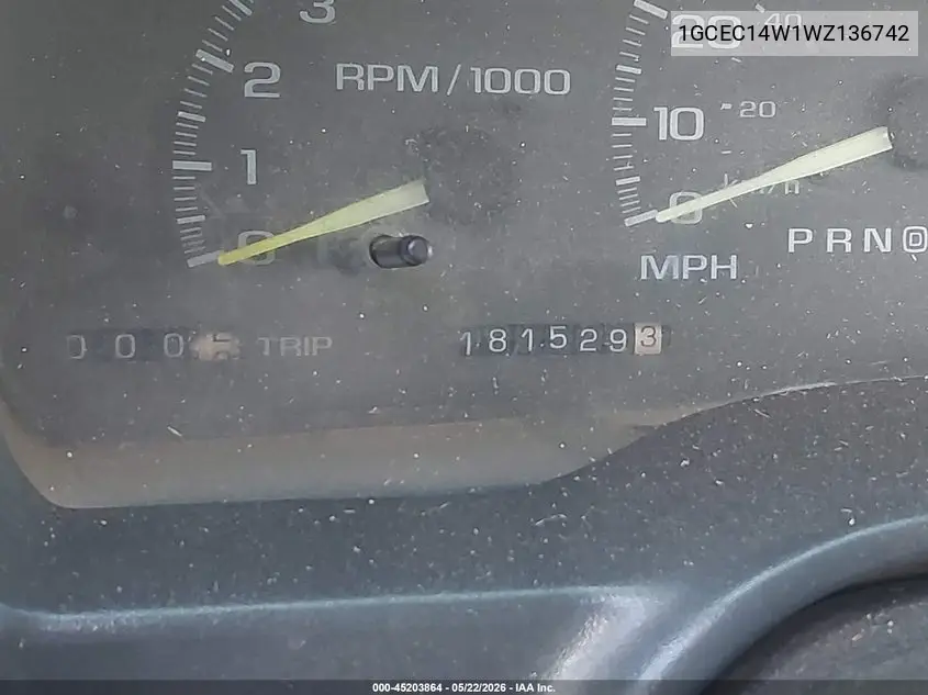 1998 Chevrolet C1500 Fleetside VIN: 1GCEC14W1WZ136742 Lot: 45203864