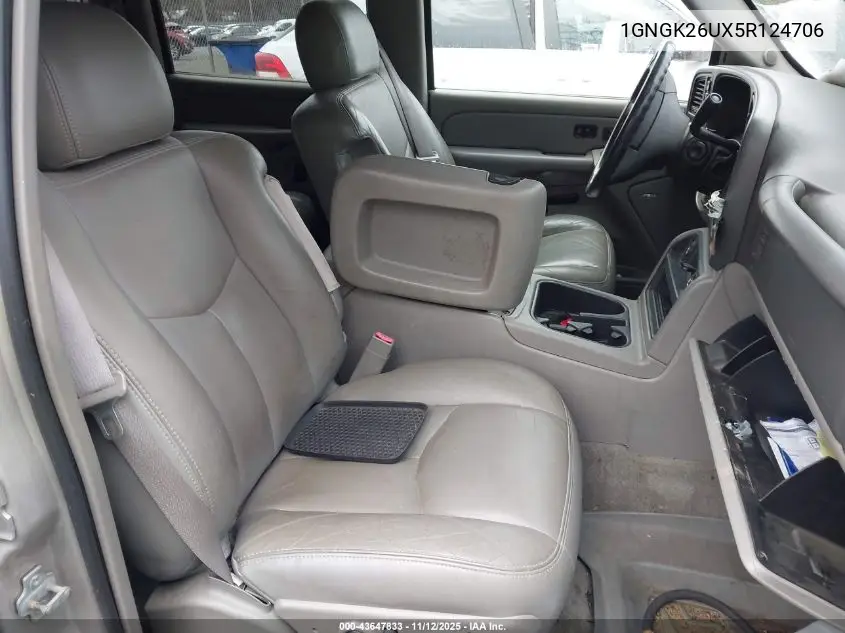 1GNGK26UX5R124706 2005 Chevrolet Suburban 2500 Lt