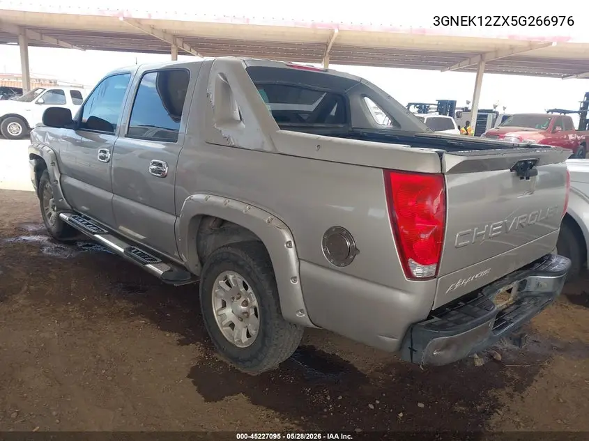 2005 Chevrolet Avalanche 1500 Z71 VIN: 3GNEK12ZX5G266976 Lot: 45227095