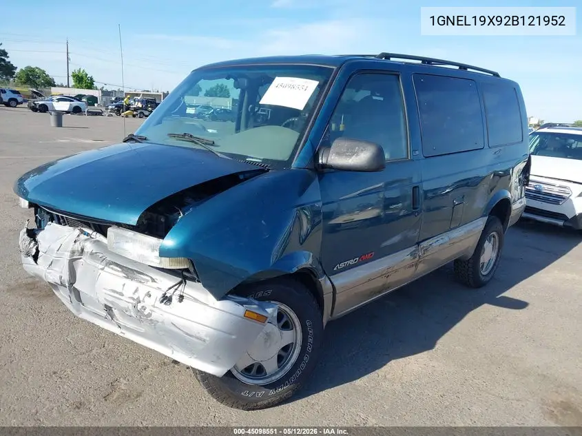 2002 Chevrolet Astro Ls VIN: 1GNEL19X92B121952 Lot: 45098551
