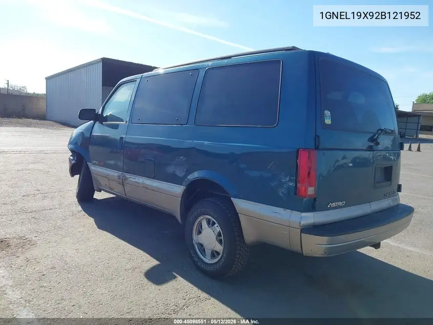 2002 Chevrolet Astro Ls VIN: 1GNEL19X92B121952 Lot: 45098551