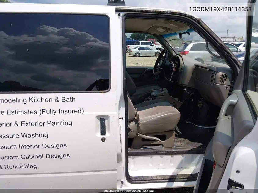2002 Chevrolet Astro VIN: 1GCDM19X42B116353 Lot: 45331431