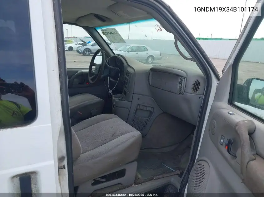 2004 Chevrolet Astro VIN: 1GNDM19X34B101174 Lot: 43446482