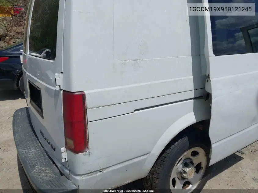 2005 Chevrolet Astro VIN: 1GCDM19X95B121245 Lot: 45057928