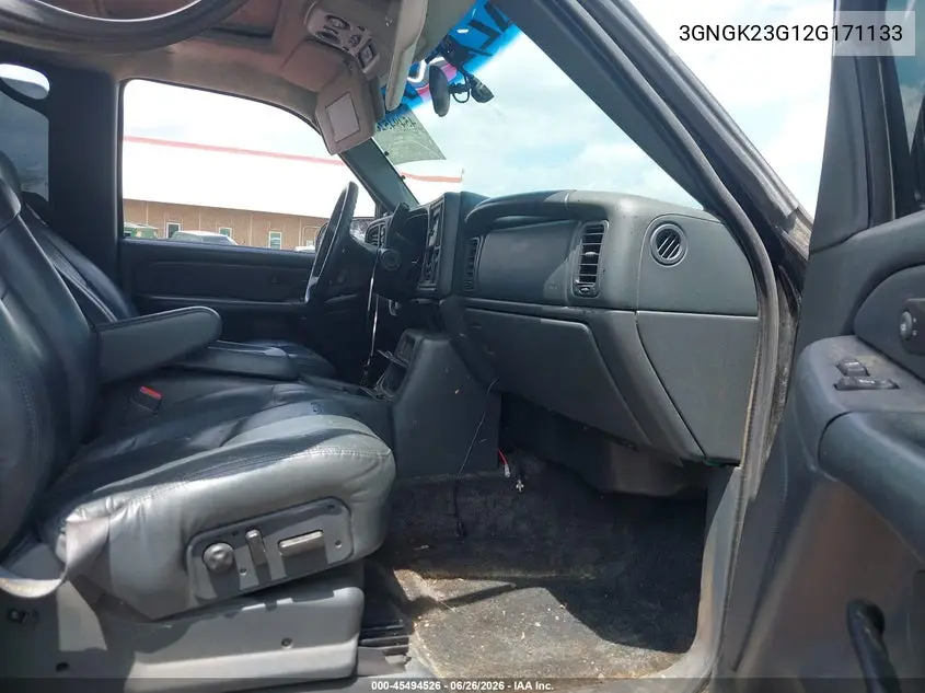 2002 Chevrolet Avalanche 2500 VIN: 3GNGK23G12G171133 Lot: 45494526