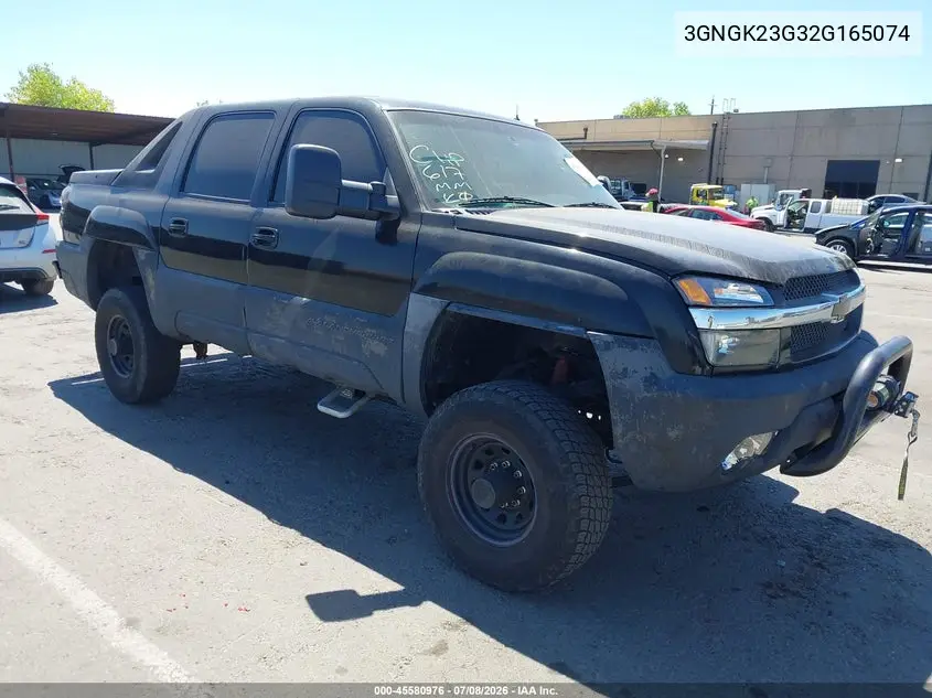 2002 Chevrolet Avalanche 2500 VIN: 3GNGK23G32G165074 Lot: 45580976