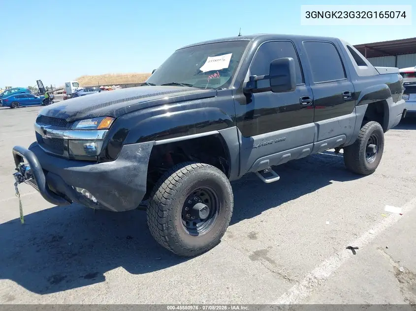 2002 Chevrolet Avalanche 2500 VIN: 3GNGK23G32G165074 Lot: 45580976