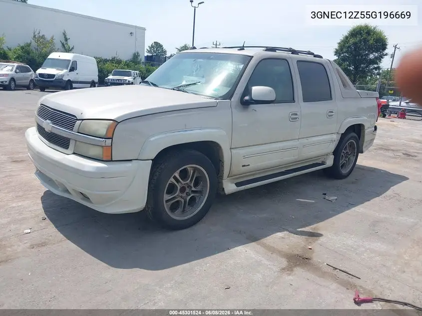 2005 Chevrolet Avalanche 1500 Z66 VIN: 3GNEC12Z55G196669 Lot: 45301524