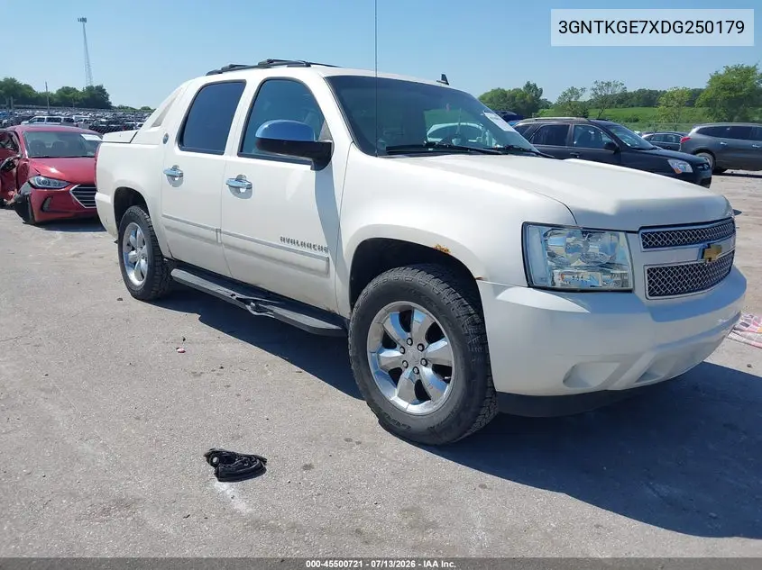 2013 Chevrolet Avalanche Ltz VIN: 3GNTKGE7XDG250179 Lot: 45500721
