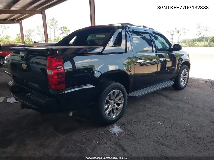 2013 Chevrolet Avalanche Lt VIN: 3GNTKFE77DG132388 Lot: 45590801