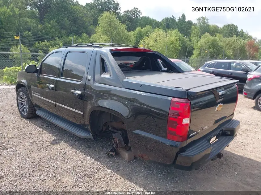 2013 Chevrolet Avalanche Ltz VIN: 3GNTKGE75DG102621 Lot: 45673639