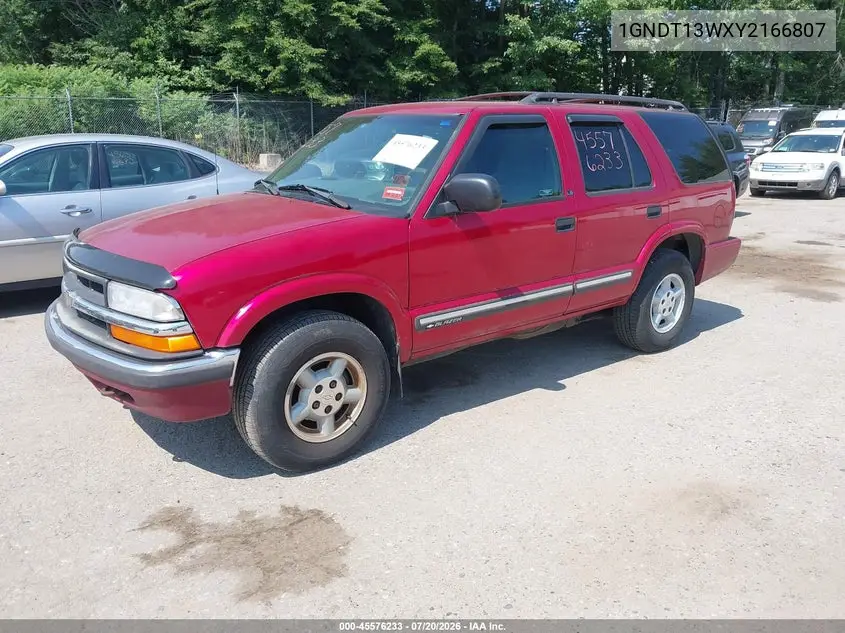 2000 Chevrolet Blazer Ls VIN: 1GNDT13WXY2166807 Lot: 45576233