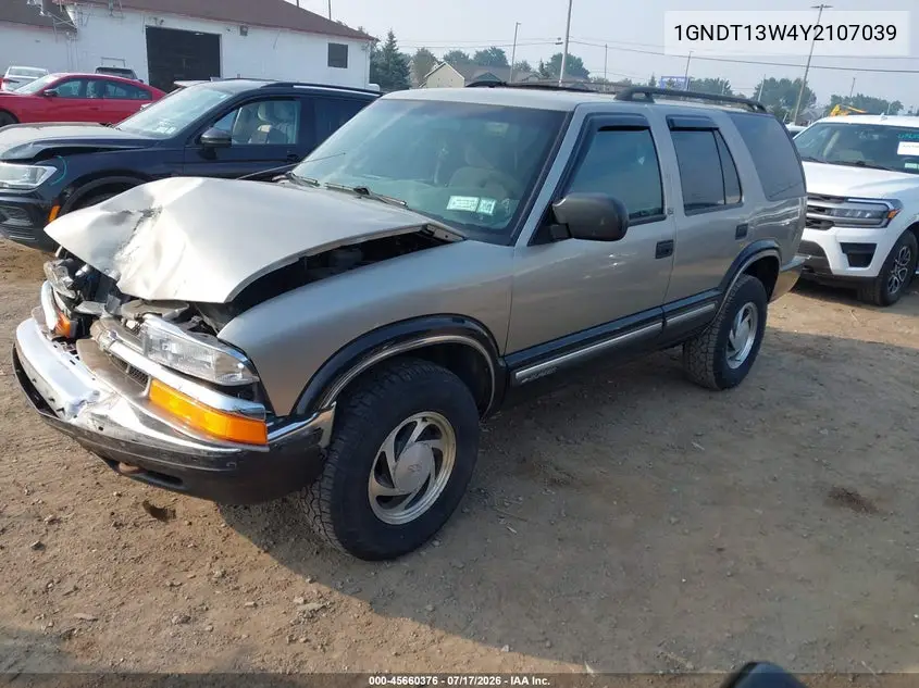 2000 Chevrolet Blazer Lt VIN: 1GNDT13W4Y2107039 Lot: 45660376