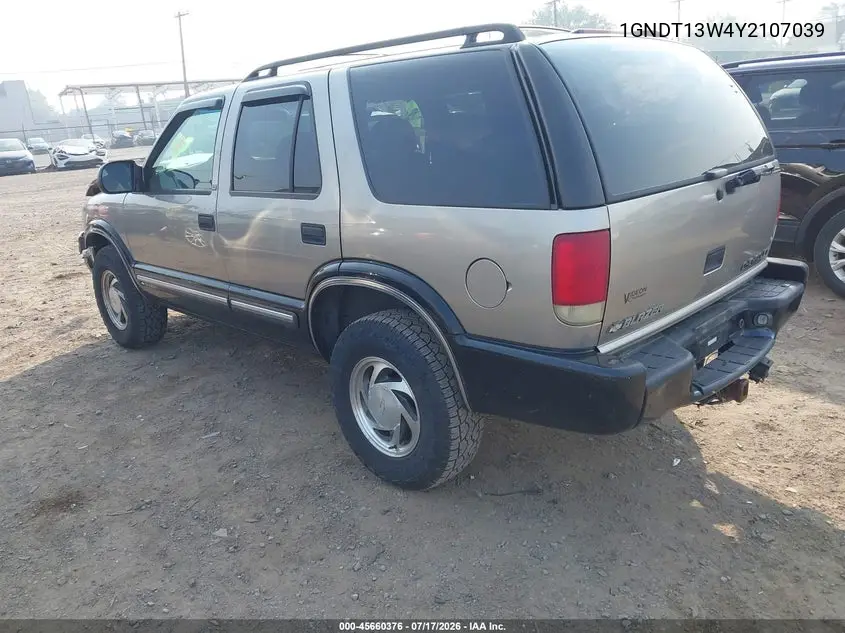2000 Chevrolet Blazer Lt VIN: 1GNDT13W4Y2107039 Lot: 45660376
