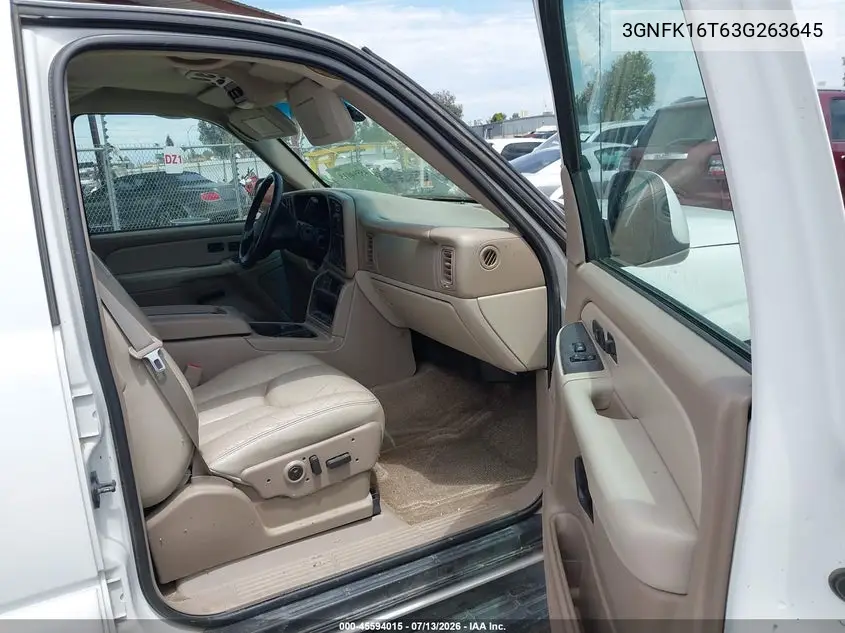 2003 Chevrolet Suburban 1500 Lt VIN: 3GNFK16T63G263645 Lot: 45594015