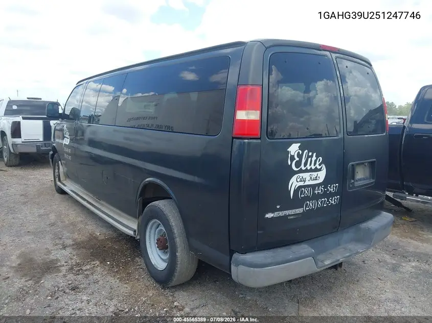 2005 Chevrolet Express Passenger VIN: 1GAHG39U251247746 Lot: 45565389