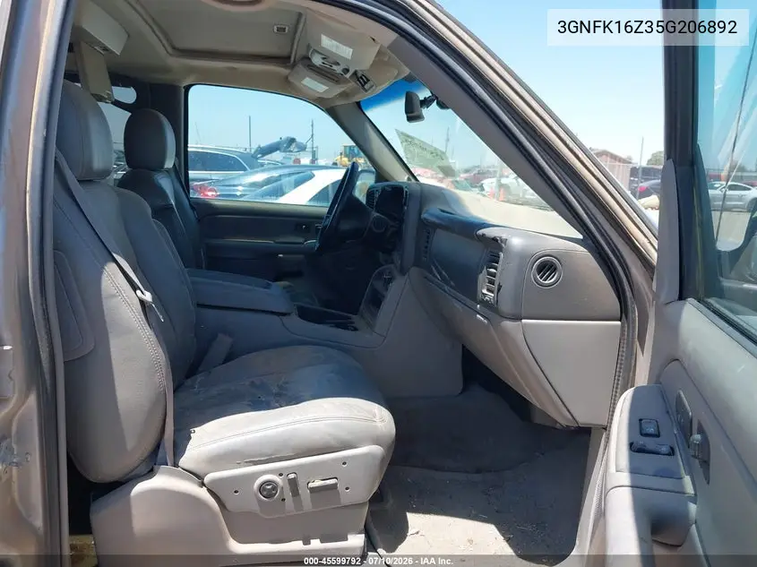2005 Chevrolet Suburban 1500 Z71 VIN: 3GNFK16Z35G206892 Lot: 45599792