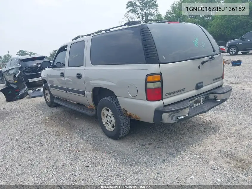 2005 Chevrolet Suburban 1500 Ls VIN: 1GNEC16Z85J136152 Lot: 45660231
