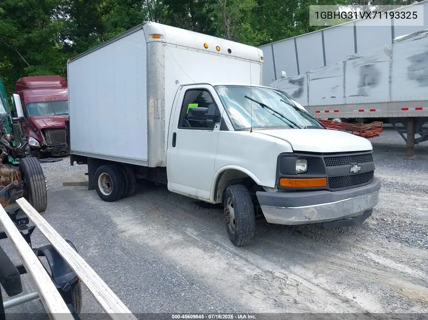 2007 Chevrolet Express Cutaway Work Van VIN: 1GBHG31VX71193325 Lot: 45609845