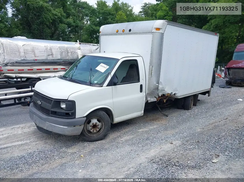 2007 Chevrolet Express Cutaway Work Van VIN: 1GBHG31VX71193325 Lot: 45609845