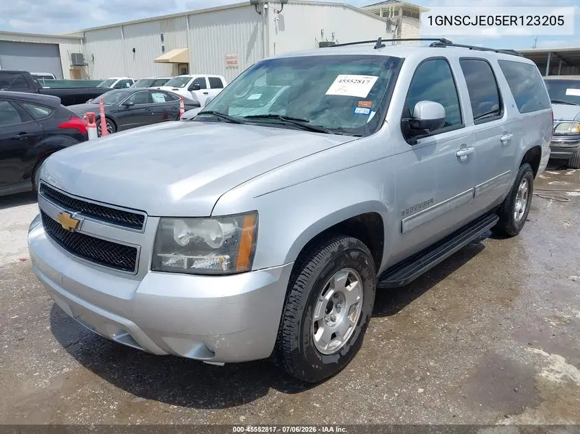 2014 Chevrolet Suburban 1500 Lt VIN: 1GNSCJE05ER123205 Lot: 45552817