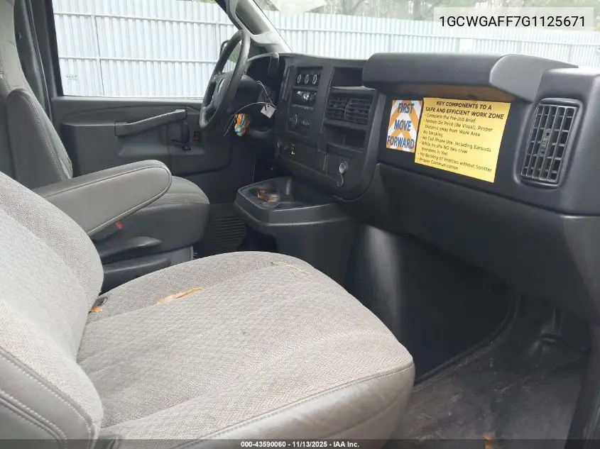 1GCWGAFF7G1125671 2016 Chevrolet Express 2500 Work Van