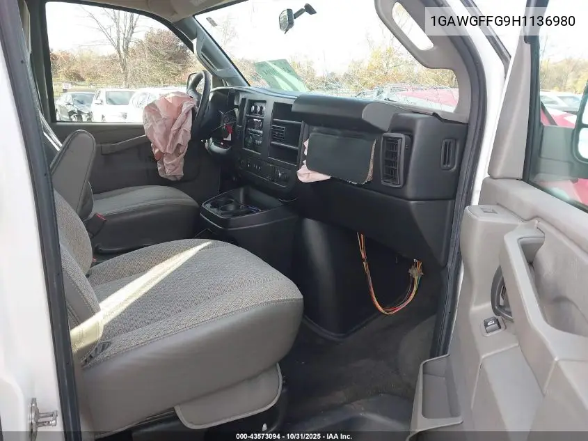 1GAWGFFG9H1136980 2017 Chevrolet Express 2500 Lt