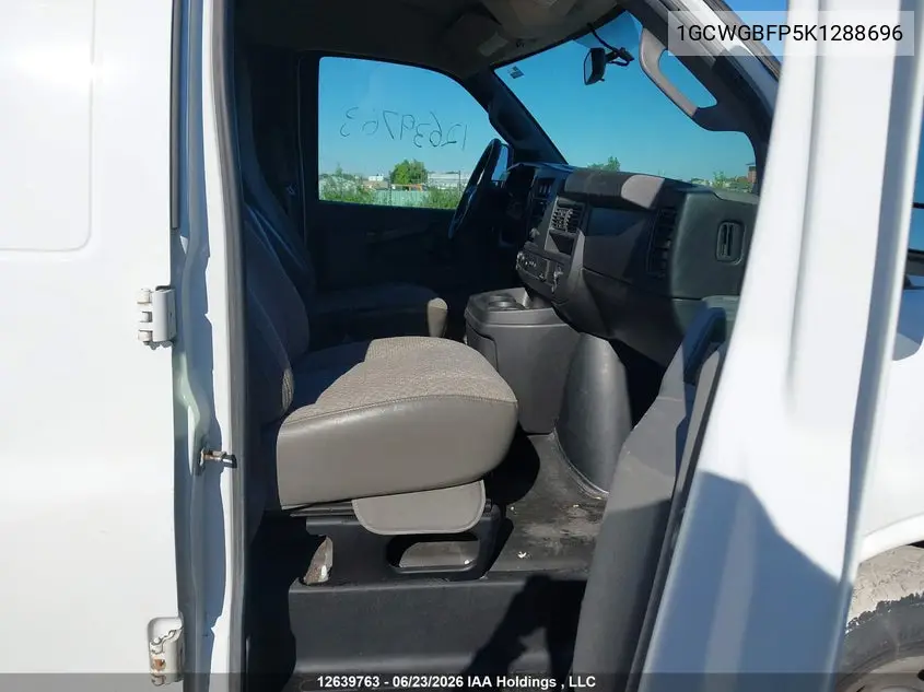 2019 Chevrolet Express 2500 VIN: 1GCWGBFP5K1288696 Lot: 12639763