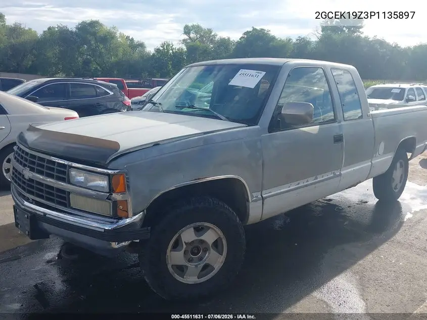 1993 Chevrolet Gmt-400 K1500 VIN: 2GCEK19Z3P1135897 Lot: 45511631