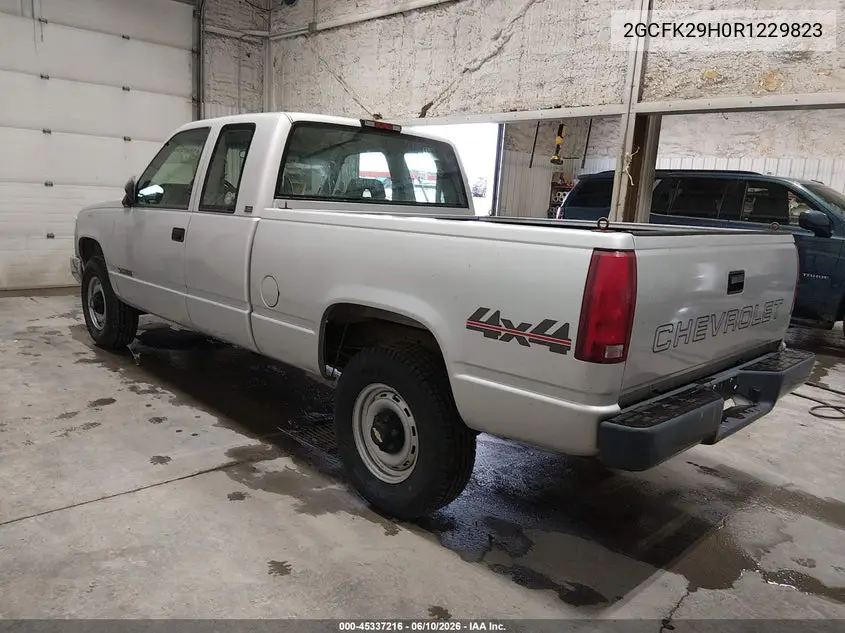 1994 Chevrolet Gmt-400 K2500 VIN: 2GCFK29H0R1229823 Lot: 45337216