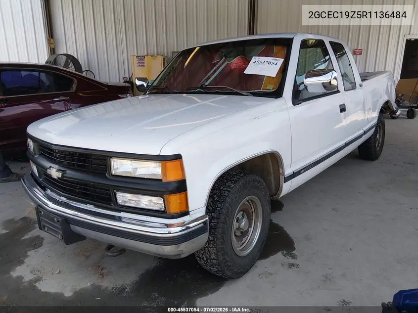 1994 Chevrolet Gmt-400 C1500 VIN: 2GCEC19Z5R1136484 Lot: 45537054