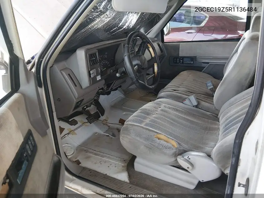 1994 Chevrolet Gmt-400 C1500 VIN: 2GCEC19Z5R1136484 Lot: 45537054