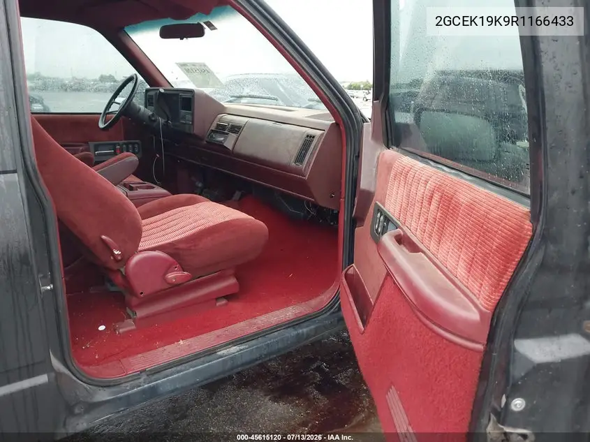 1994 Chevrolet Gmt-400 K1500 VIN: 2GCEK19K9R1166433 Lot: 45615120
