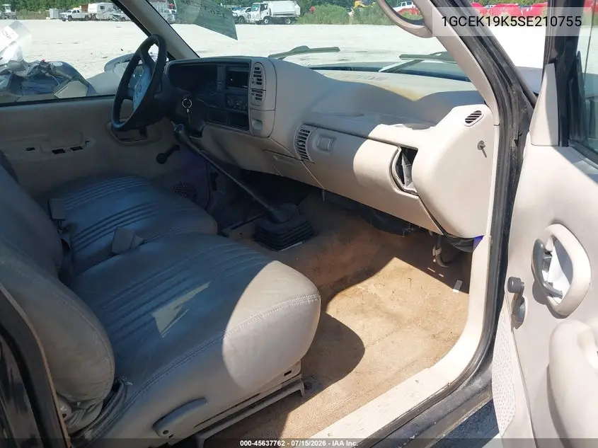 1995 Chevrolet Gmt-400 K1500 VIN: 1GCEK19K5SE210755 Lot: 45637762