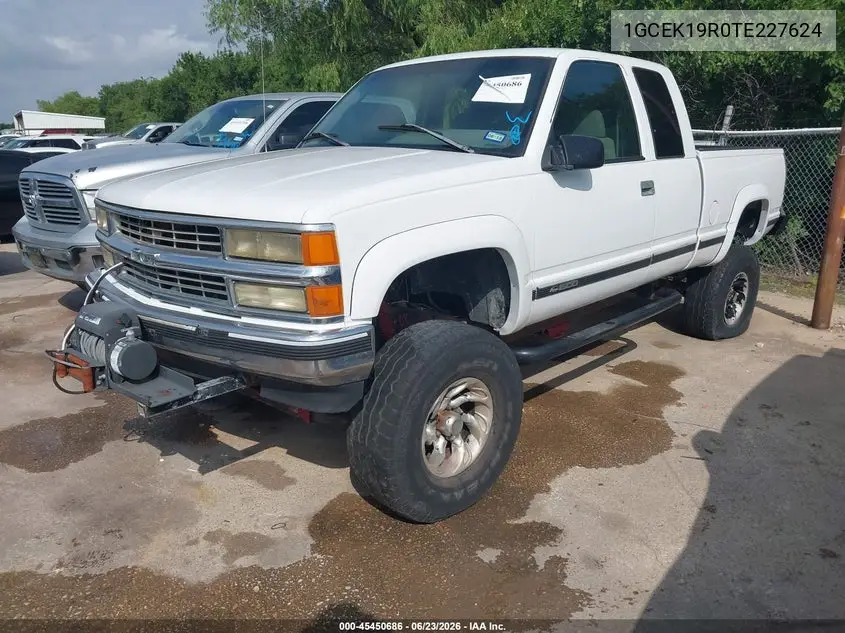 1996 Chevrolet Gmt-400 K1500 VIN: 1GCEK19R0TE227624 Lot: 45450686
