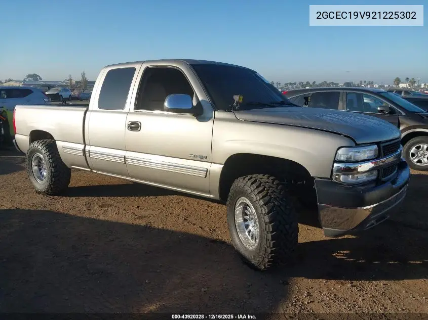 2GCEC19V921225302 2002 Chevrolet Silverado 1500 Ls