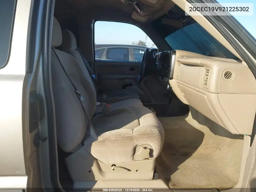 2GCEC19V921225302 2002 Chevrolet Silverado 1500 Ls