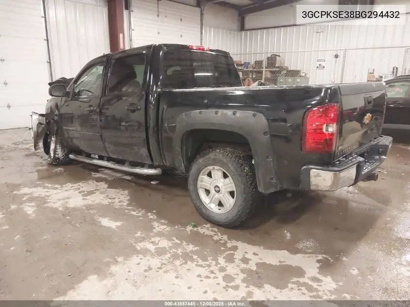 3GCPKSE38BG294432 2011 Chevrolet Silverado 1500 Lt