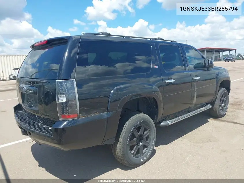 2011 Chevrolet Suburban Lt VIN: 1GNSKJE33BR285794 Lot: 45433128