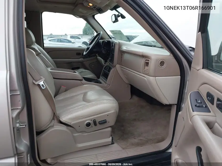 2006 Chevrolet Tahoe Z71 VIN: 1GNEK13T06R166901 Lot: 45337666