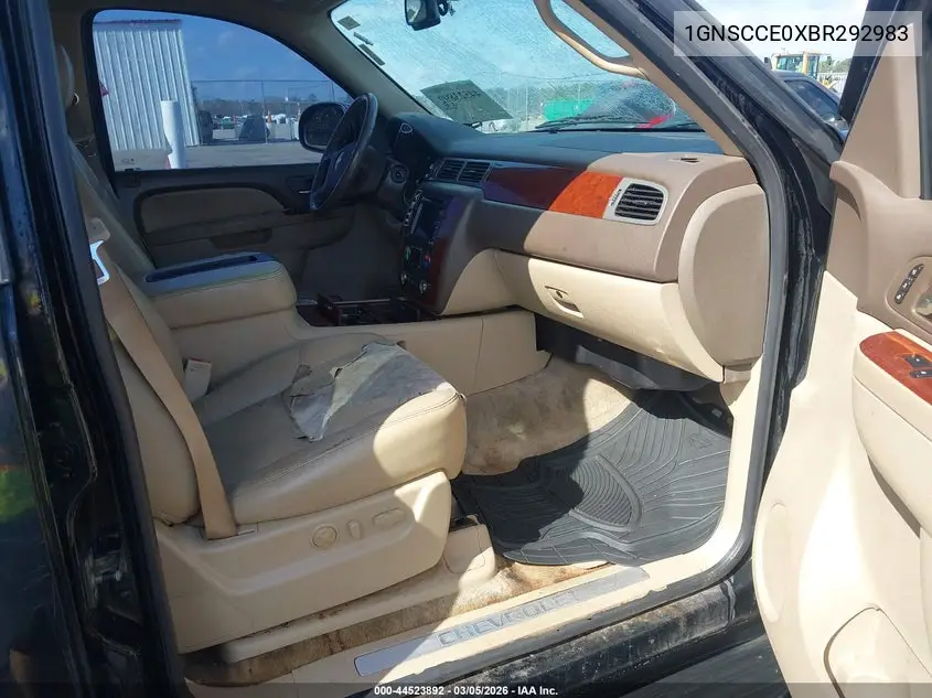 1GNSCCE0XBR292983 2011 Chevrolet Tahoe Ltz