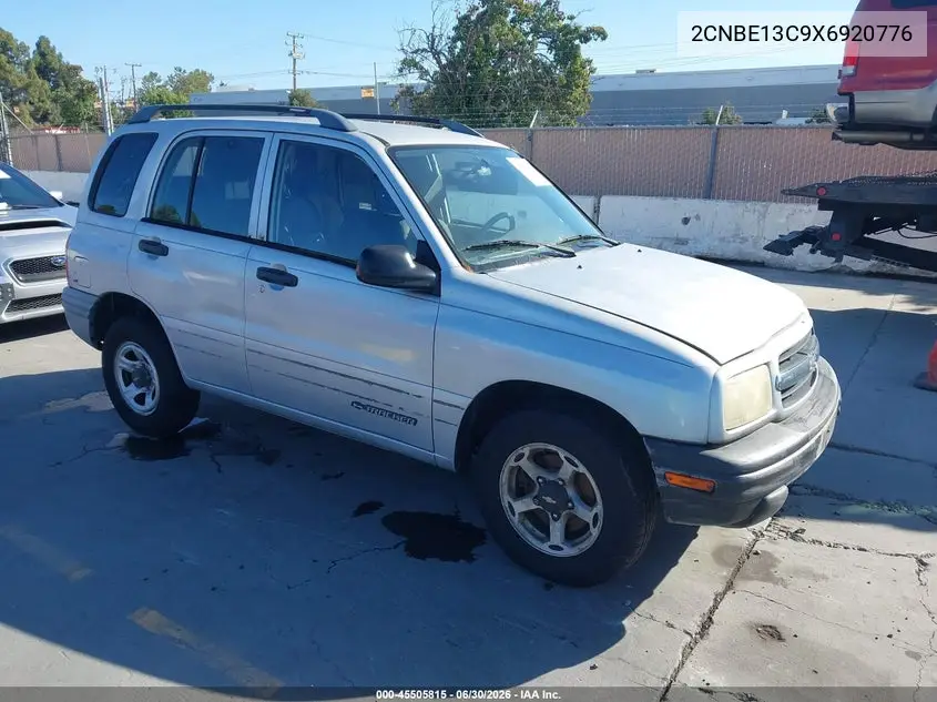 1999 Chevrolet Tracker VIN: 2CNBE13C9X6920776 Lot: 45505815
