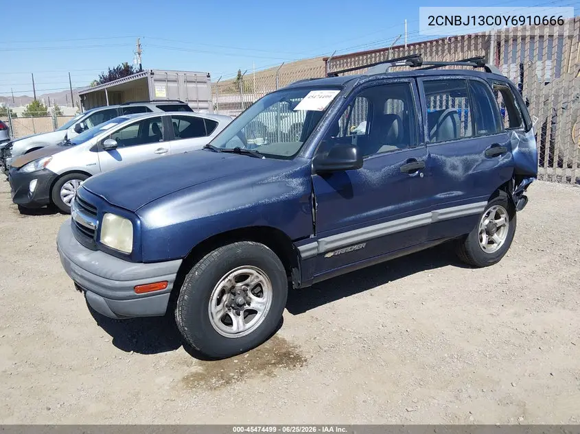 2000 Chevrolet Tracker Hard Top VIN: 2CNBJ13C0Y6910666 Lot: 45474499