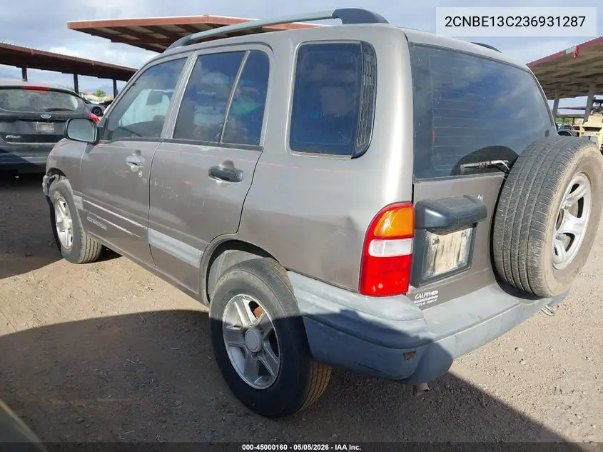 2003 Chevrolet Tracker Hard Top Base VIN: 2CNBE13C236931287 Lot: 45000160