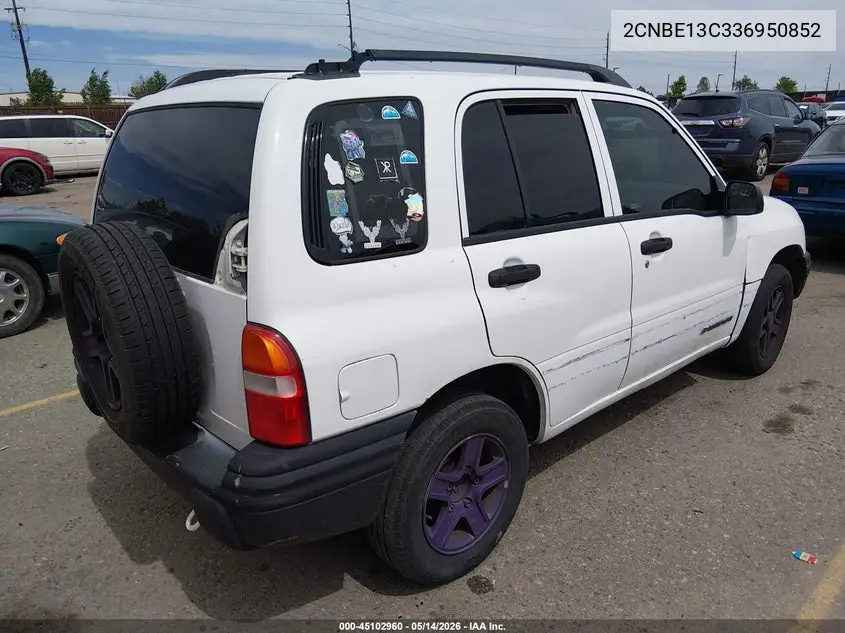 2003 Chevrolet Tracker Hard Top Base VIN: 2CNBE13C336950852 Lot: 45102960